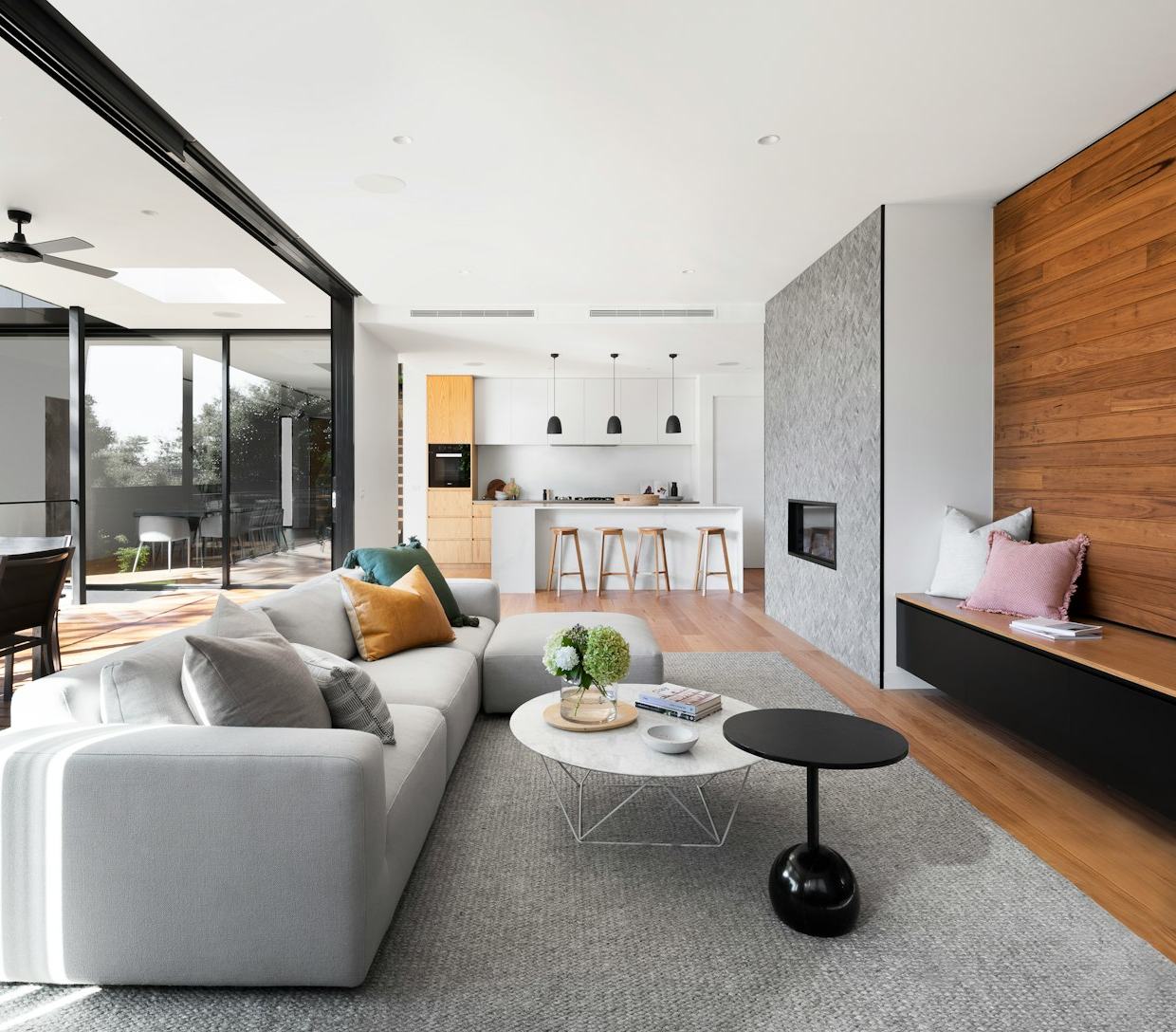 240 Walden Square SE — photo 1