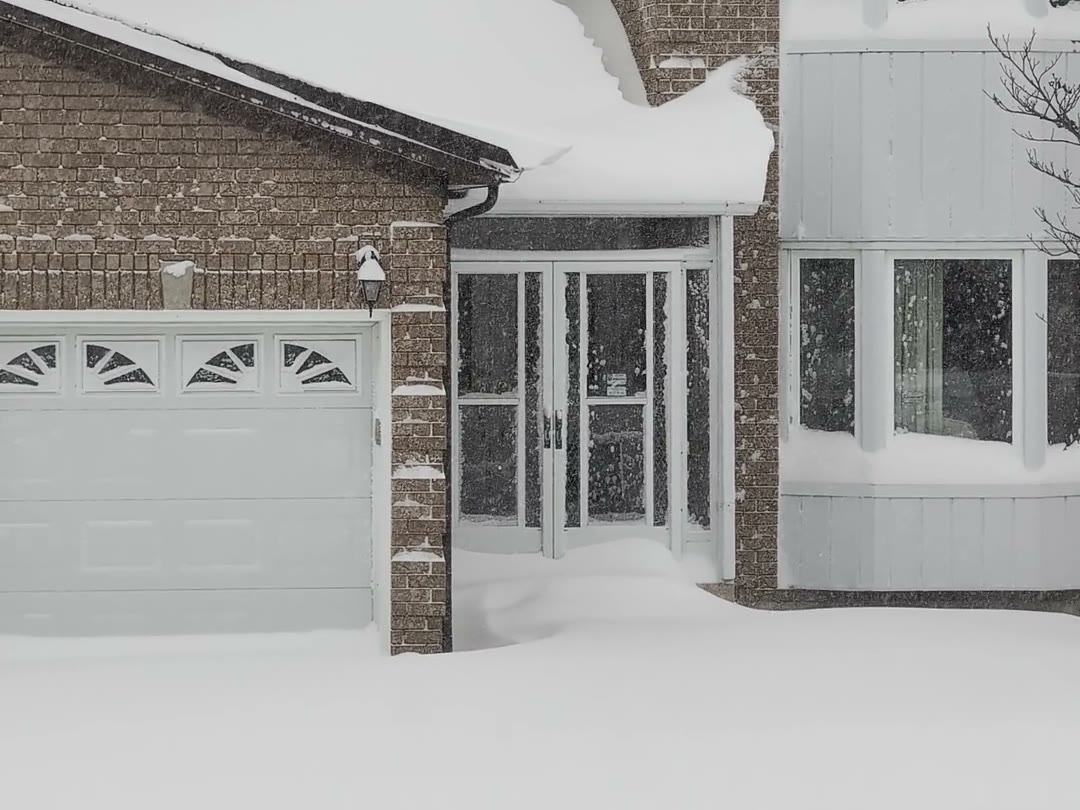 78 Sample Circle NE — photo 1